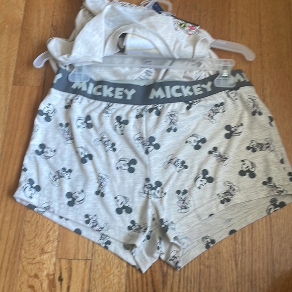 3 piece Mickey Mouse set - Picture 2 of 4